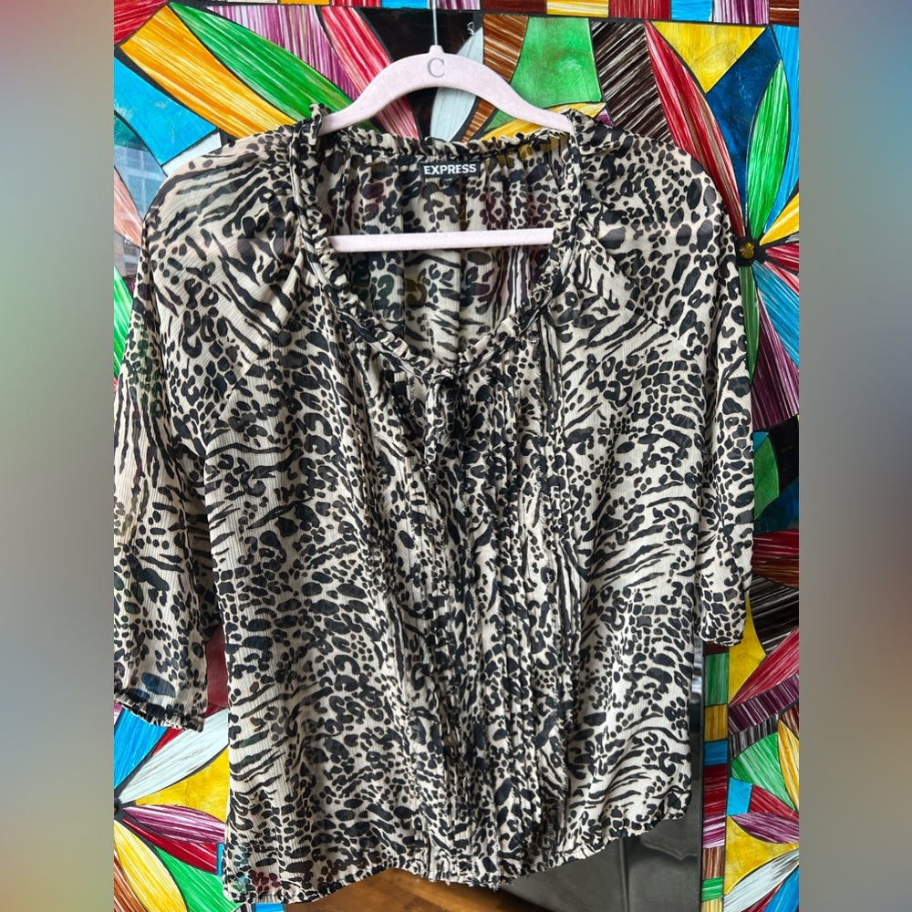Express animal print tie front blouse ✨